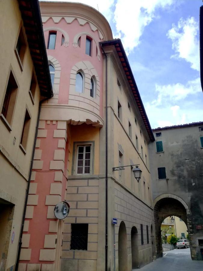 Mansarda Con Solarium Panoramico Su Centro Storico Di Sarteano Vicino Alle Famose Terme Della Val D'Orcia Exterior photo