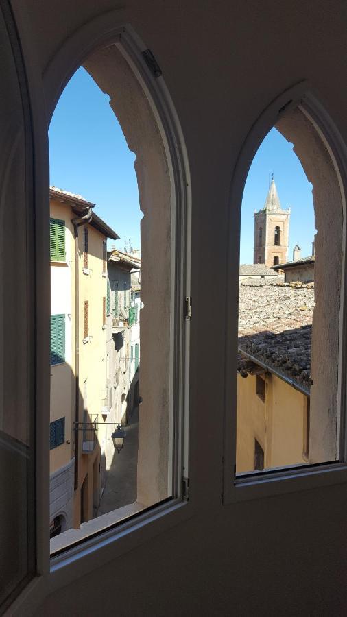 Mansarda Con Solarium Panoramico Su Centro Storico Di Sarteano Vicino Alle Famose Terme Della Val D'Orcia Exterior photo